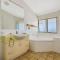 ALEX BEACH RESORT-317/428