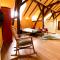 The Attic - Large Open-Space in the Old Town of Brasov, minutes away from The Black Church - Braşov