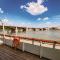Grand Jules - Boat Hotel