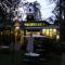 INDeco Lake Forest
