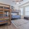 Uptown Cottage Newly Updated Home Near the Strand Galveston Harbor and UTMB - Галвестон