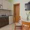 Apartments by the sea Promajna, Makarska - 2592
