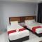 Leisure Cove Hotel and Apartments