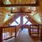 Above It All with Mountain Views, Hot Tub and Theater Room - 赛维尔维尔