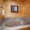 Above It All with Mountain Views, Hot Tub and Theater Room - 赛维尔维尔