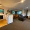 20b Alpine Ave