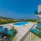 Luxury Villa Bava-5minutes to center - Zvekovica