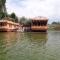 Jackson Heights Houseboats
