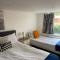The Cambridge Suites - Tas Accommodations