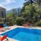Suite Petite -Nice - SPA-JACUZZI - MASSAGE- SAUNA - 4 SAISONS - Piscine Chauffée Toute l'année - POOL VIEW- Heated Pool 800m city centre Nyons - Nyons