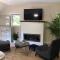 The Mighty Oaks Retreat,modern house Bar Harbor Acadia MDI