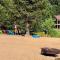 High Sierra Retreat with a view of Pinecrest lake - بينيكريست