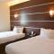 Days Inn & Suites by Wyndham Milwaukee