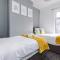 Spacious 4-Bed House in Crewe by 53 Degrees Property, Long-term discounts, Ideal for Contractors - FREE Parking - Sleeps 8