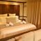 LUXURY EN-SUITE ROOM WITH LOUNGE @ 4 STAR GUEST HOUSE