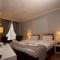 SRF Hotel