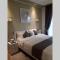 Cozy Apart in Cosmopolis