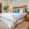 Stunning beachfront Flamingo mansion with incomparable ocean setting - Playa Flamingo