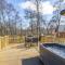 Thistle Lodge 22 with Hot Tub
