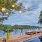 Tortuga Lodge