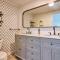 Stylish Mountain Home Near Ski, Golf and Manchester!