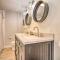Stylish Mountain Home Near Ski, Golf and Manchester!