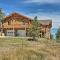 Exquisite Log Home with Lander Valley Views!