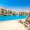 Ollystays Mangroovy 2 BR Beach and Pool Free access