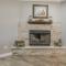 Cheerful 3 Bedroom Home, King Bed, 10 min from Palo Duro Canyon, Fireplace, Washer Dryer