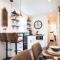 The Newtonian Tiny Container Home near Magnolia - Bellmead