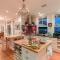 Isola Bella Guest House