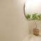White Linen House - Seul