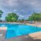 1 Mi to Lake of the Ozarks Condo with Fire Pit!