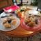 Kokomo INN Bed and Breakfast Ottawa-Gatineaus Only Tropical Riverfront B&B on the National Capital Cycling Pathway Route Verte #1 - for Adults Only - Chambre dhôtes tropical aux berges des Outaouais BnB #17542O