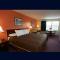 Coos Motor Inn