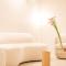White Linen House - Seul
