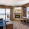 Elizabeth Oceanfront Suites, Ascend Hotel Collection