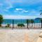 Stunning beachfront Flamingo mansion with incomparable ocean setting - Playa Flamingo