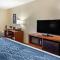 Comfort Inn & Suites Spring Lake - Fayetteville near Fort Bragg