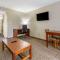 Comfort Inn & Suites Spring Lake - Fayetteville near Fort Bragg