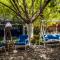 Blue & White Hotel
