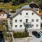 Apartment, historic Chalet & Guest House Neuhaus