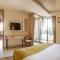 Raj Riveria Hotel