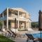 Daisys Garden - Villa with Private Pool, Ideal for Large Groups, by ZanteWize