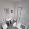 Rose Apartment 2-Bed Apt Sleeps 4 Town Centre Ayr