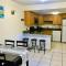 Spacious Condo close to Siesta - ساراسوتا