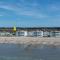 87 Marineside Beach side property with stunning sea views - 奇切斯特