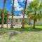 Cottage Haven-One Minute Walk To The Beach-Private Yards-Keyless Locks