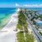 Cottage Haven-One Minute Walk To The Beach-Private Yards-Keyless Locks - برادنتون بيتش