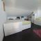 Modern Two Floors Apartment With A Beautiful View - 马丁斯契卡